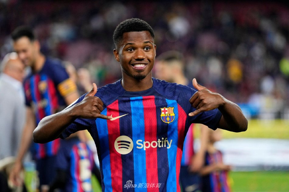 英超转会的 英超转会的